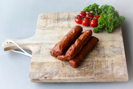 Ambachtelijke frikandel Ambachtelijke frikandel